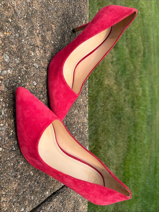 Tory Burch Shoes - Tory Burch Pink Suede Pointed-Toe Pumps